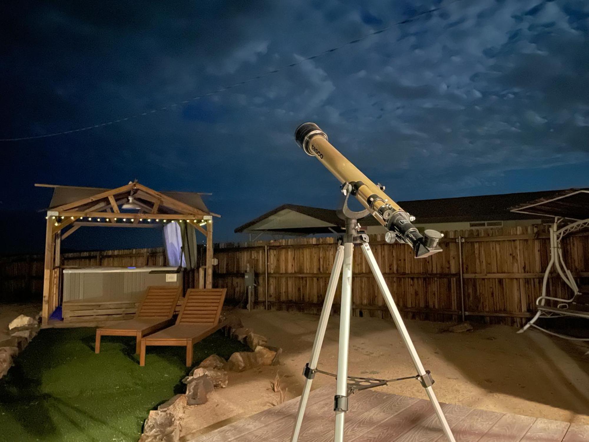 Twin Palms Desert Getaway - Jacuzzi, Fire Pit, Meditation Room & More Joshua Tree Εξωτερικό φωτογραφία