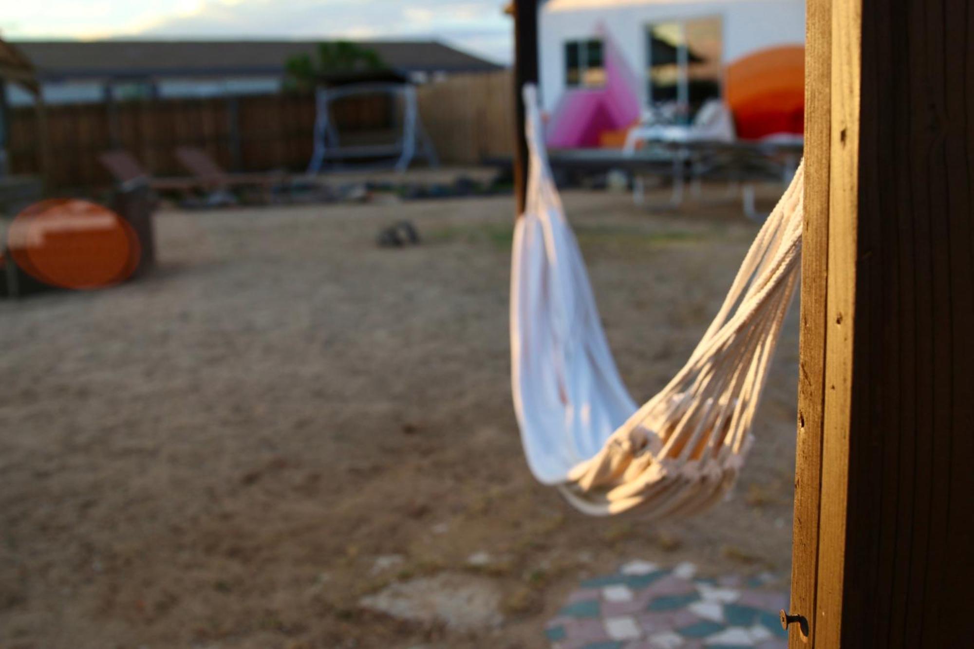 Twin Palms Desert Getaway - Jacuzzi, Fire Pit, Meditation Room & More Joshua Tree Εξωτερικό φωτογραφία